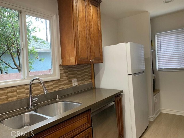 Photo - 18233 Welby Way