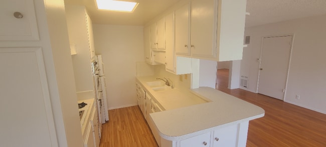 Photo - 458 Hayworth Ave Unit 308