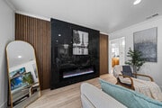 Photo - 606 S Sunshine Ave
