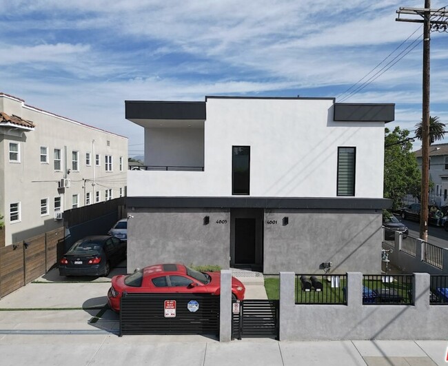 Photo - 1845 Vineyard Ave