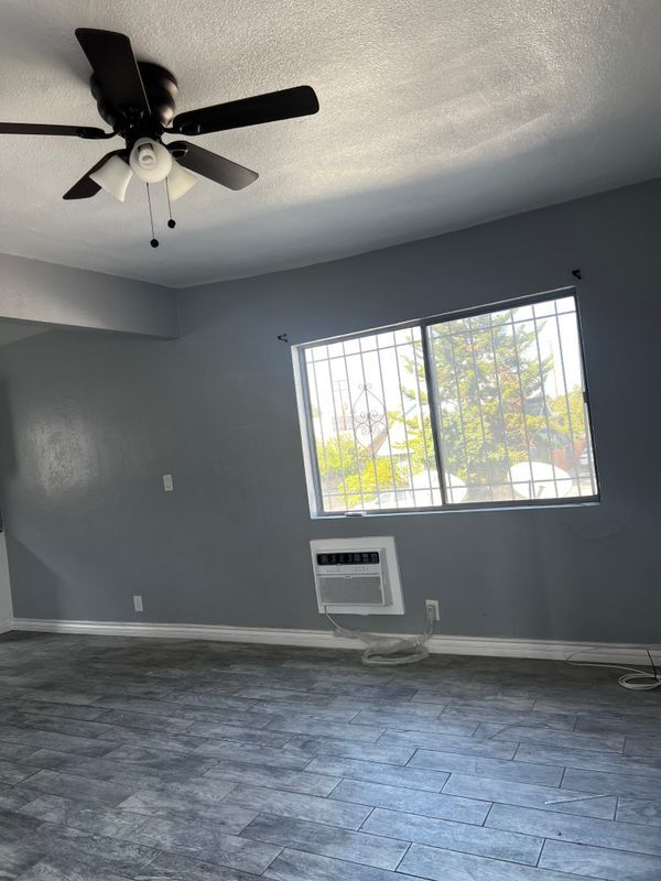 Photo - 120 W 73rd St