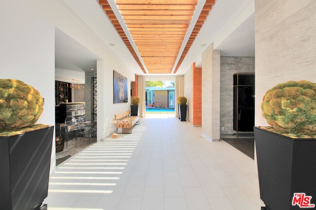 Photo - 3054 Elvido Dr House