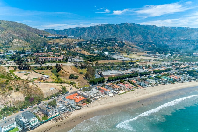 Photo - 23901 Civic Center Way