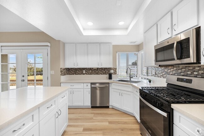 Building Photo - Updated 3-Bedroom Home with Modern Upgrade...