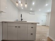 Photo - 10940 Oxnard St Unit 10942 1/2