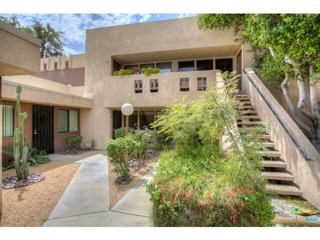 Building Photo - "Spacious 960 Sq Ft Studio Oasis in Vibrant Palm Springs!" Unit 53