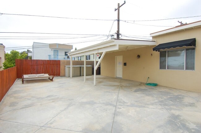Building Photo - 33761 Copper Lantern St Unit #B Rental