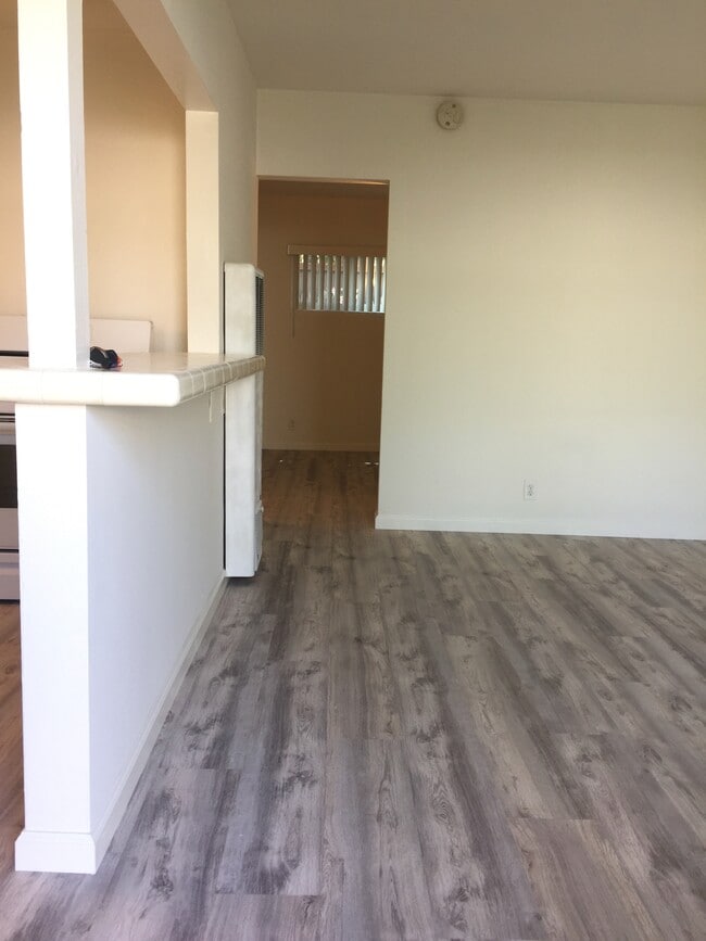 Photo - 11333 Venice Blvd Unit 5