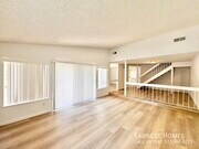Photo - 10464 Larwin Ave