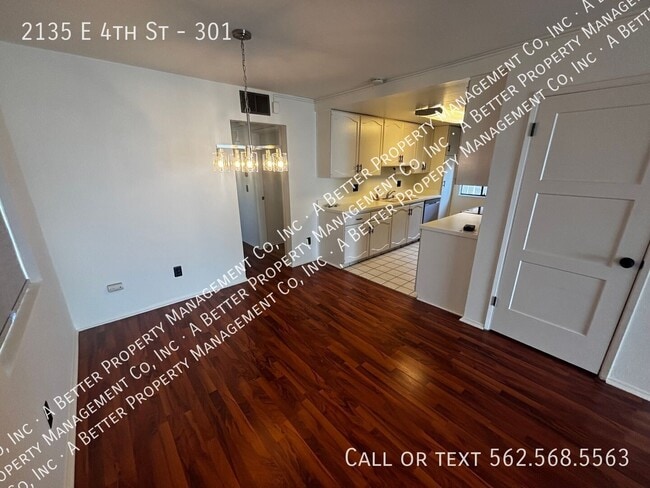 Photo - 2135 E 4th St