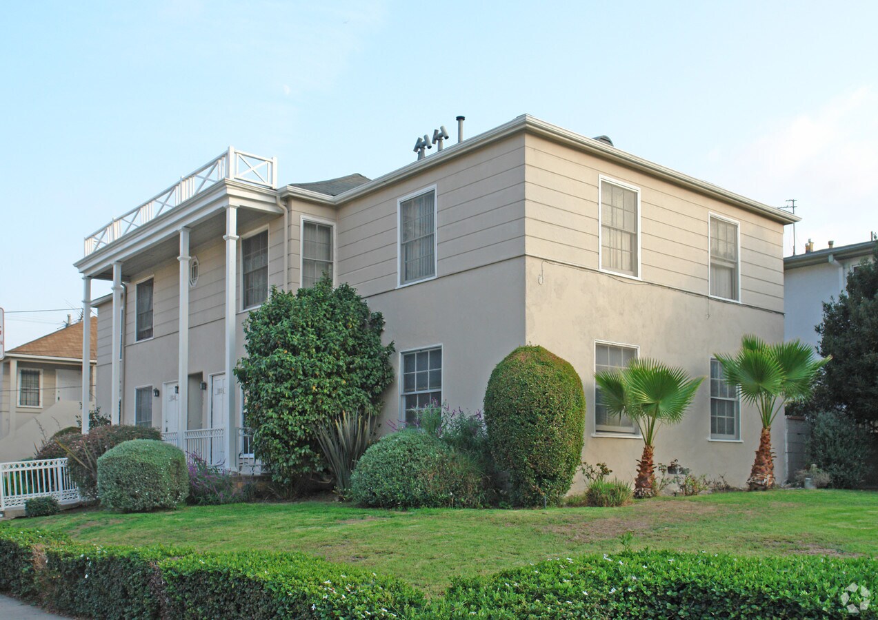 Photo - 8824-8830 S Guthrie Ave