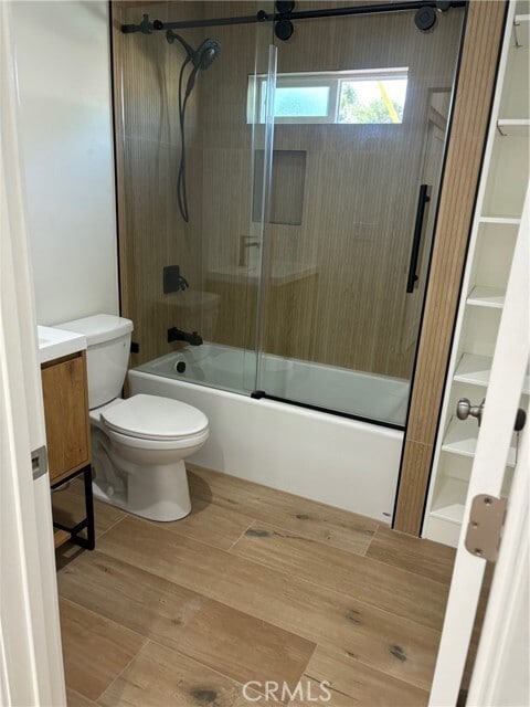 Photo - 8235 Alameda St