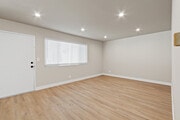 Living Room - 15962 S Myrtle Ave Apartments Unit 7