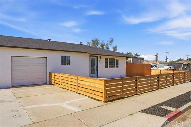 Building Photo - 702 Oaklawn Ave