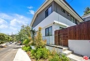 Photo - 4841 Minden Pl