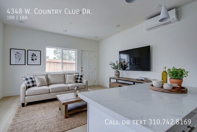Photo - 4348 Country Club Dr
