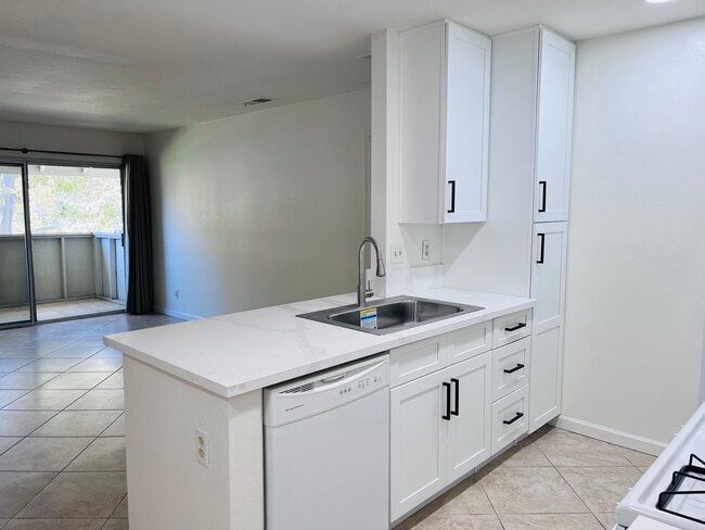 Building Photo - 26200 Redlands Blvd Unit 168