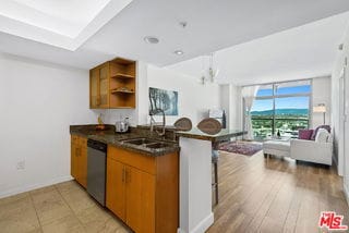 Photo - 13700 Marina Pointe Dr