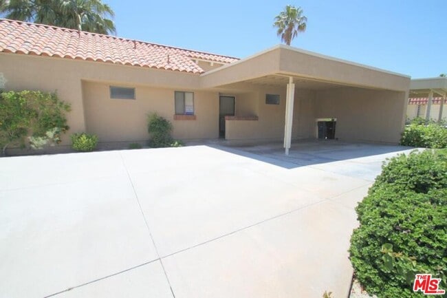 Photo - 40324 Pebble Beach Cir Unit 32-05