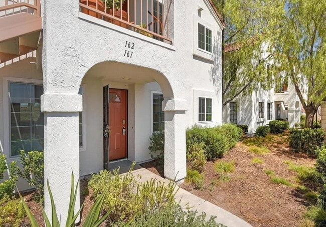 Sun Ridge 1 bedroom ground level beauty! T... - Sun Ridge 1 bedroom ground level beauty! T... Apartment