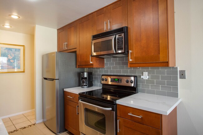 Photo - 4011 Lamont St Unit #2G