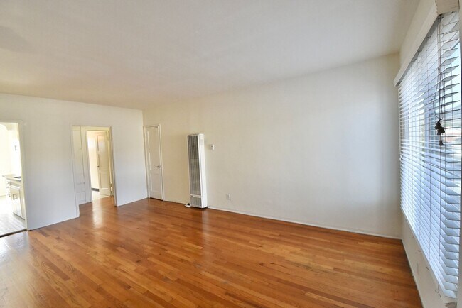 Photo - 777 N Brand Blvd Unit 06
