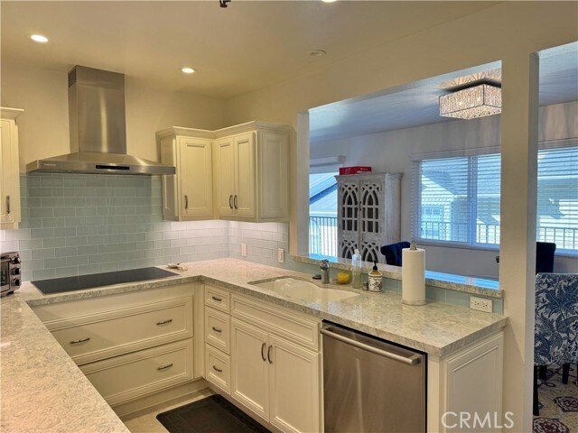 Photo - 230 S Catalina Ave Unit 203