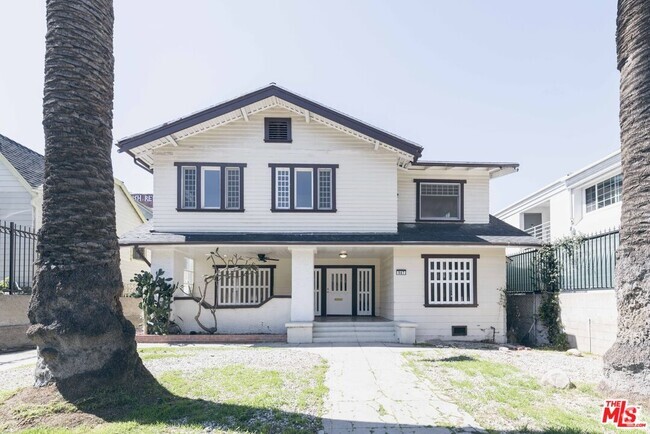 Building Photo - 967 S Gramercy Dr Rental