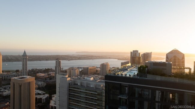 Photo - 1011 Union St Unit 3516