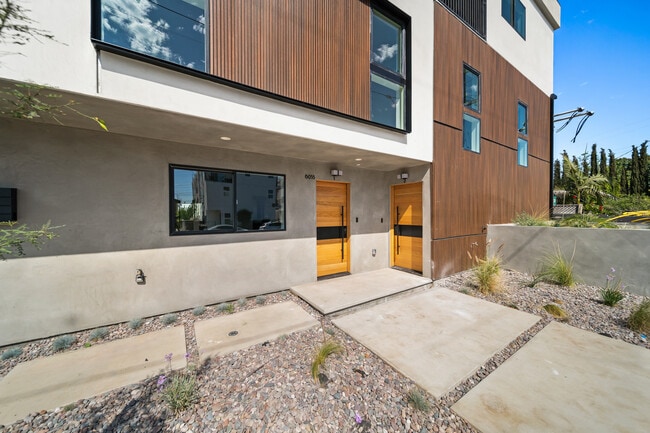 Photo - 6049 Craner Ave