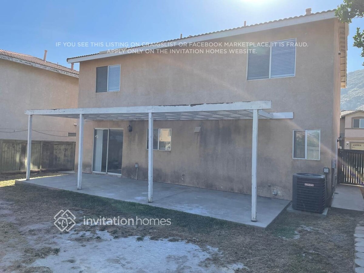 Photo - 11646 Robin Dr House