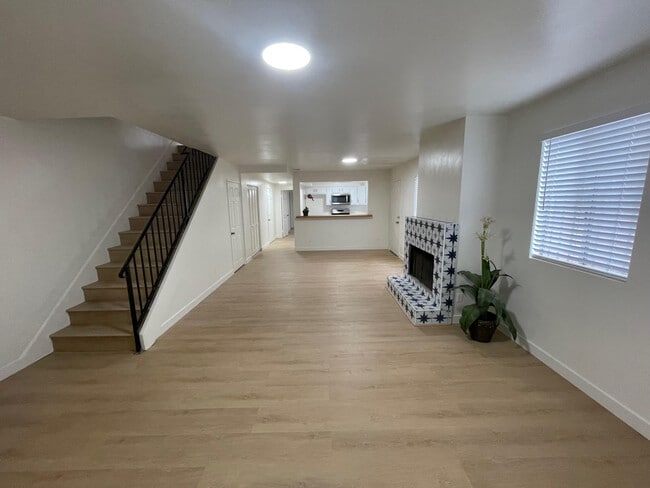 Photo - 16126 S Ainsworth St Unit Front B