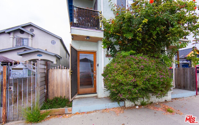 Photo - 8703 San Pedro St Unit 1/2