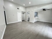 Photo - 1031 S Palmetto Ave