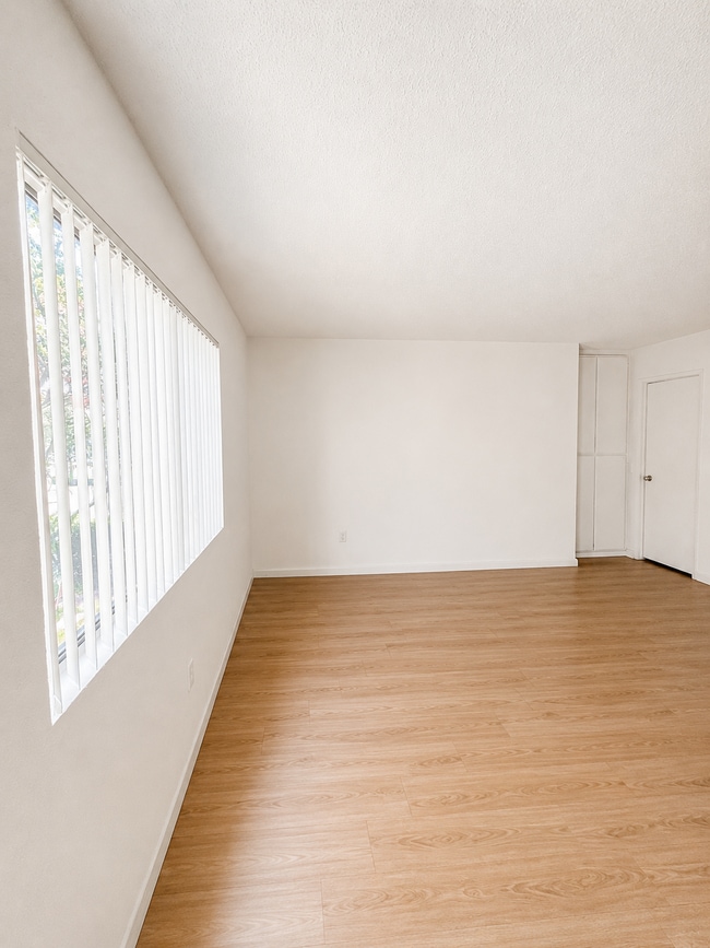 Photo - 11438 Killion St Unit #2