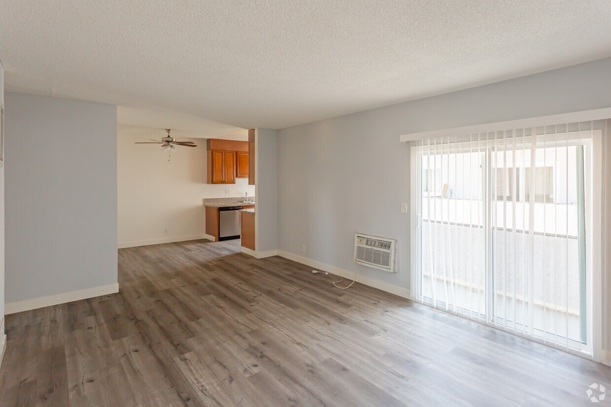 3D Tour - Gilmore-Hamlin Apartments