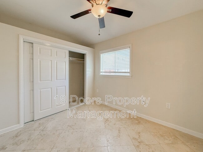 Photo - 4448-52 Estrella Ave