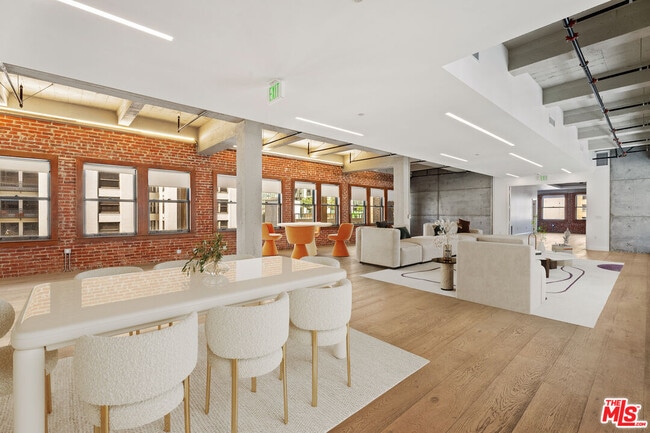 Photo - 808 S Broadway Unit 7th Floor