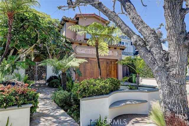 Photo - 3005 N Poinsettia Ave