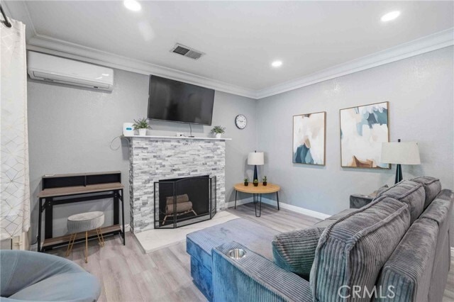 Photo - 1369 S Euclid Ave