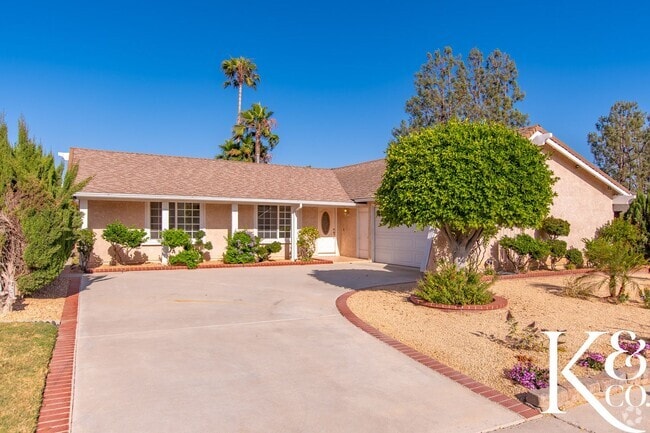 Building Photo - Stunning 4-Bedroom Simi Valley Home with P...