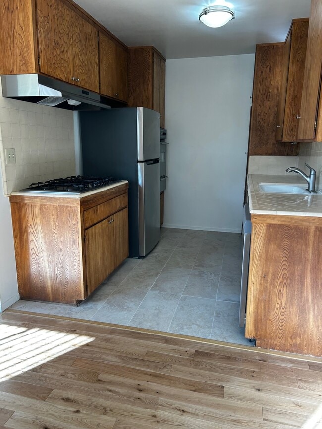 Photo - 1756 Brockton Ave