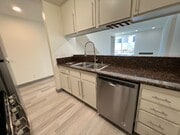 Photo - 3715 S Canfield Ave Unit 204