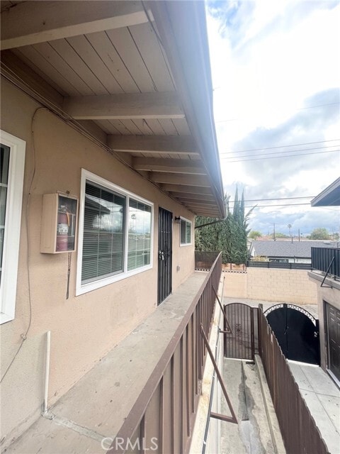 Photo - 911 N Vineyard Ave Unit D