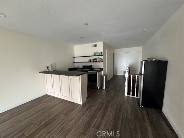 Photo - 17200 Newhope St House