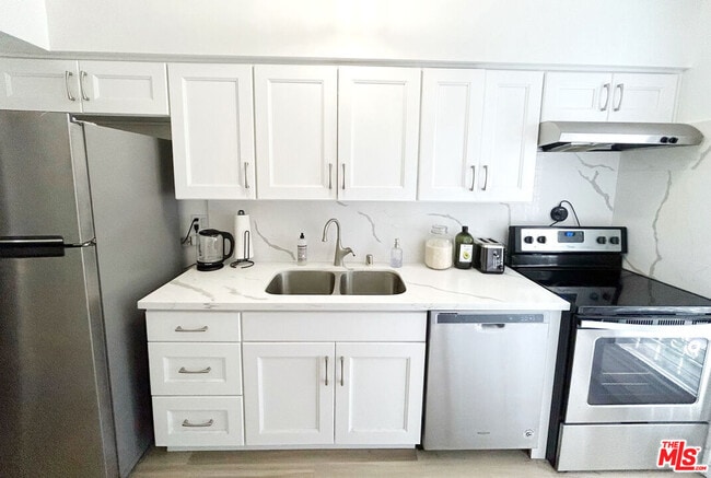 Photo - 4255 5th St Unit 209