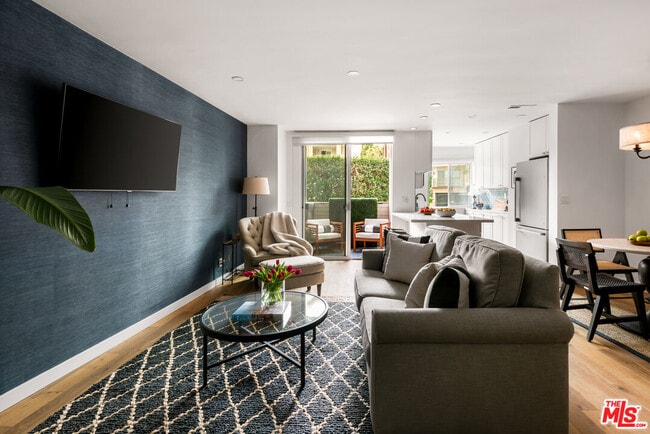 Photo - 7250 Franklin Ave Unit 101