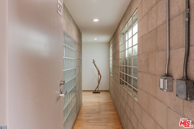 Photo - 717 Highland Ave