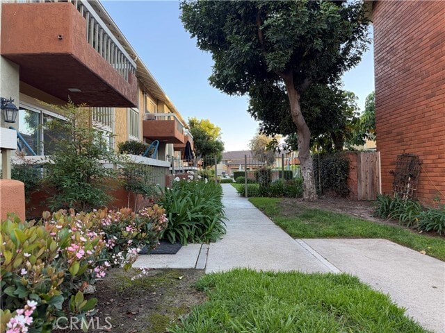 Photo - 16040 Leffingwell Rd