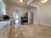 Photo - Harding Dr-628 Unit Front House